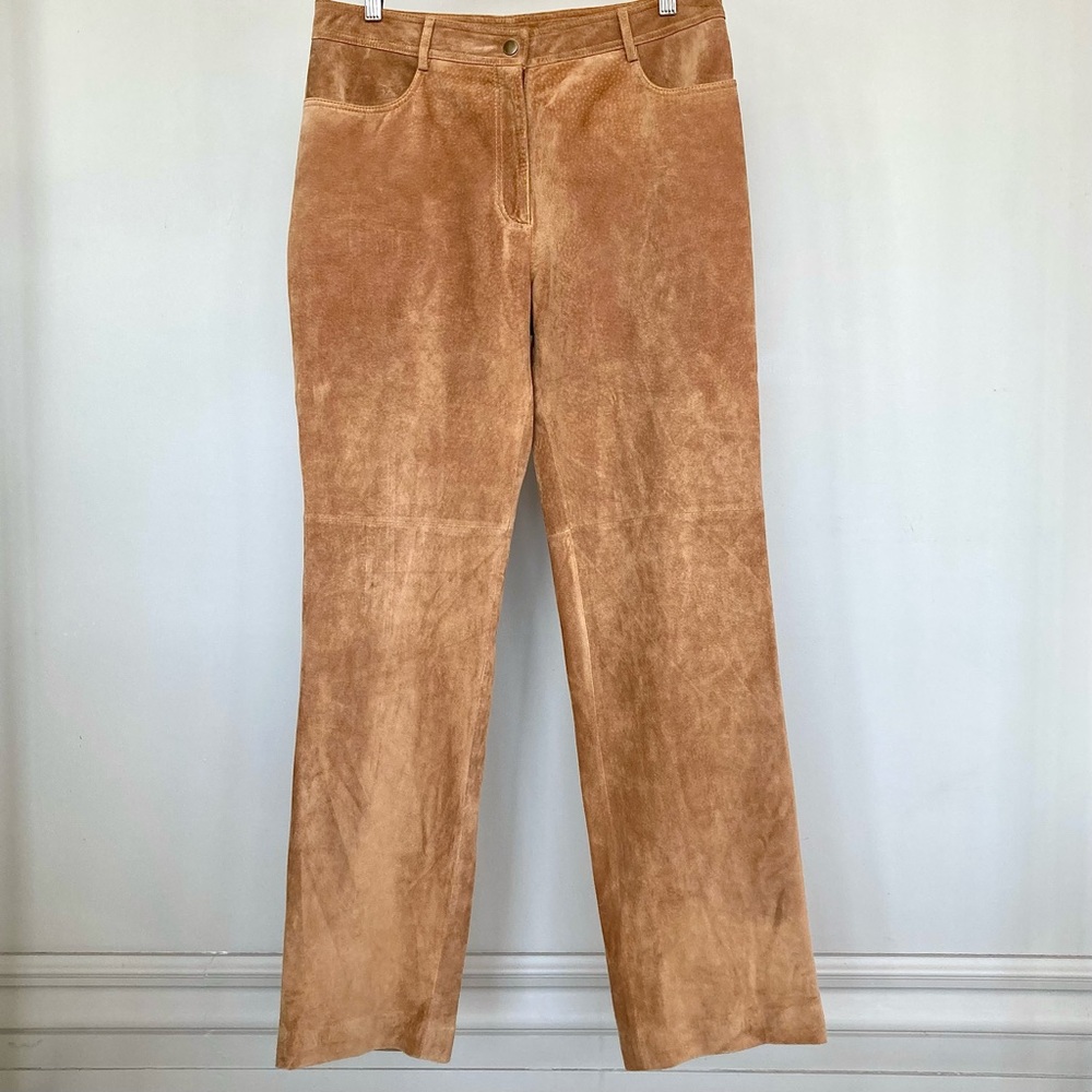 Danier 100% genuine tan suede high-waisted pants. 🤎 - Picture 4 of 8